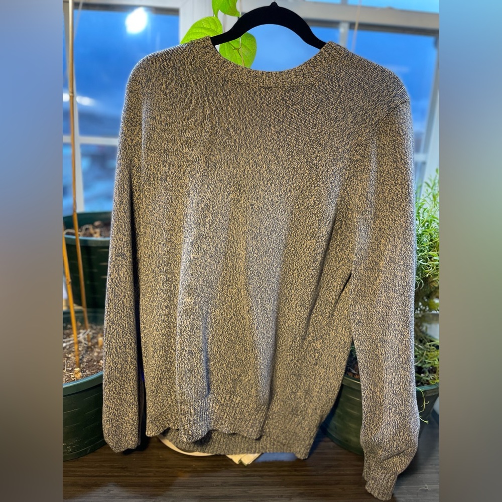 St.johns bay crew neck sweater